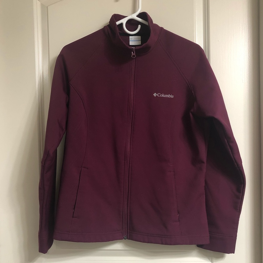Maroon Columbia Fleece Lined coat.